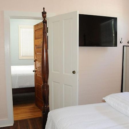 The Porch On Frances Inn - Adults Exclusive Key West Room photo